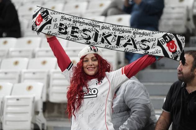 Fans of Besiktas during the Trendyol Super League match between Besiktas JK and Kocaelispor at Tupras Stadium on September 29, 2025 in Istanbul, Turkey. Istanbul TUPRAS STADIUM Turkey Copyright: xSeskimphotox Besiktas-Kocaeli_290925 (36)