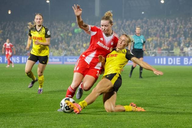 29 09 2025, xgrfx, Football DFB Cup Women 1 Round, Borussia Dortmund FC Bayern Munich v l Alara Sehitler FC Bayern Munich , Ann Sophie Vogel Borussia Dortmund DFL DFB REGULATIONS PROHIBIT ANY USE OF PHOTOGRAPHS as IMAGE SEQUENCES and or QUASI VIDEO Dortmund