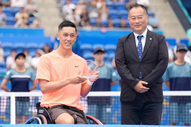 (L-R) Tokito Oda (JPN), Naohiro Kawatei President of JWTA, SEPTEMBER 29, 2025 - Tennis : Victory Ceremony at Ariake Colosseum during Kinoshita Group Japan Open Wheelchair Tennis Championship 2025 in Tokyo, Japan. Noxthirdxpartyxsales  aflo_305254152