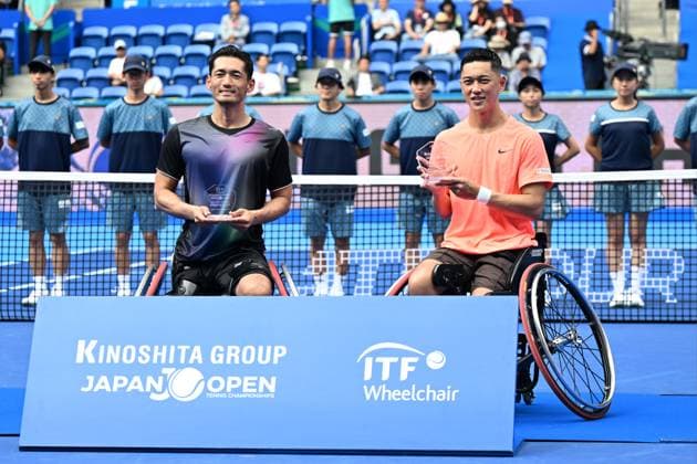 (L-R) Daisuke Arai (JPN), Tokito Oda (JPN), SEPTEMBER 29, 2025 - Wheelchair Tennis : Kinoshita Group Japan Open Wheelchair Tennis Championships 2025 Men s Wheelchair Tennis Singles Award ceremony at Ariake Coliseum, Tokyo, Japan. Noxthirdxpartyxsales  aflo_305232781
