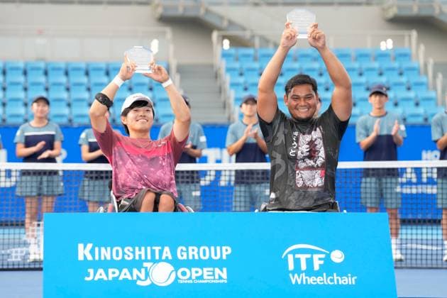 (C-R) Shogo Takano (JPN), Mohamad Yusshazwan Yusoff (MAS), SEPTEMBER 29, 2025 - Tennis : Victory Ceremony at Ariake Tennis Forest Park during Kinoshita Group Japan Open Wheelchair Tennis Championship 2025 in Tokyo, Japan. Noxthirdxpartyxsales  aflo_305254042