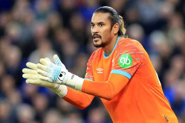 29th September 2025; Hill Dickinson Stadium, Liverpool, England; Premier League Football, Everton versus West Ham United; Alphonse Areola of West Ham United  DavidxBlunsden