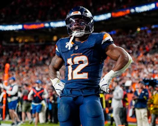 September 29, 2025: Broncos running back R.J. Harvey poses after scoring a touchdown in the second half of the football game between the Denver Broncos and Cincinnati Bengals. CSM. - ZUMAc04_ 20250929_zma_c04_088 Copyright: xDerekxRegensburgerx