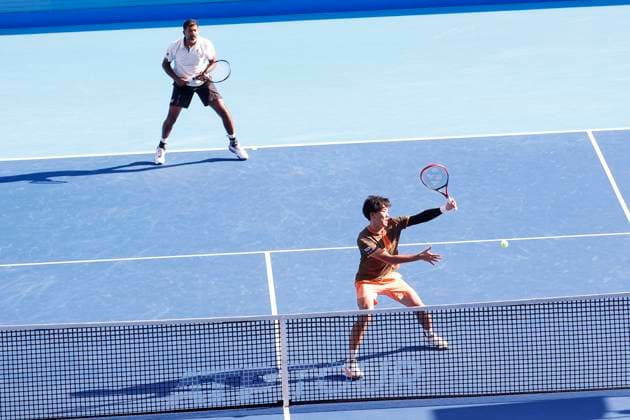 September 30, 2025, Tokyo, Japan: (Up) Rohan BOPANNA (IND) and Takeru YUZUKI (JPN) in action against Hugo NYS (MON) and Edouard ROGER-VASSELIN (FRA) during the Doubles Final match of the Japan Open Tennis Championships at Ariake Colosseum in Tokyo. The tournament runs from September 22 to 30. Tokyo Japan - ZUMAm191 20250930_aap_m191_007 Copyright: xRodrigoxReyesxMarinx
