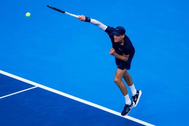 BEIJING, CHINA - SEPTEMBER 30: Jannik Sinner of Italy competes in the Men s Singles Semifinal match against Alex De Minaur of Australia on day 9 of the 2025 China Open at the National Tennis Center on September 30, 2025 in Beijing, China.  Copyright: xVCGx 111594184673