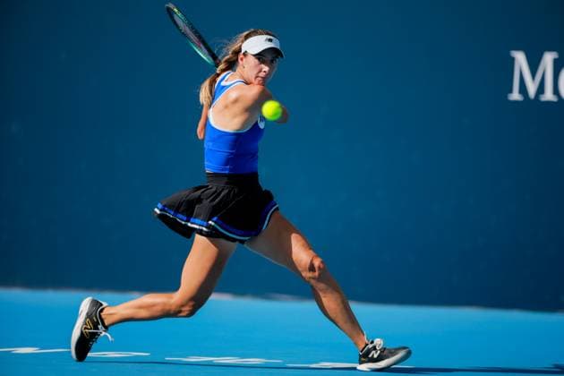 BEIJING, CHINA - SEPTEMBER 30: McCartney Kessler of the United States competes in the Women s Singles Round of 16 match against Eva Lys of Germany on day 9 of the 2025 China Open at the National Tennis Center on September 30, 2025 in Beijing, China.  Copyright: xVCGx 111594192372