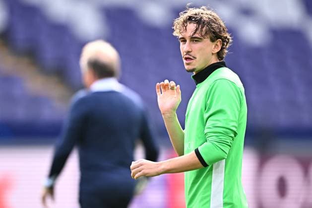 Royale Union Saint-Gilloise v Newcastle United - UEFA Champions League Media Activities 30 09 2025 BRUSSELS, BELGIUM - SEPTEMBER 30 : Van De Perre Kamiel midfielder of Union Saint-Gilloise pictured during a training session ahead of the UEFA Champions League 2025 26 League Phase MD2 match between Royale Union Saint-Gilloise and Newcastle United on September 30, 2025 in Brussels, Belgium, 30 09 2025 Brussels Belgium  Copyright: xTomasxSiskx