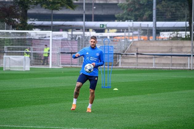 LEVERKUSEN, GERMANY - 30 SEPTEMBER, 2025: Robert Andrich - UEFA Champions League, MD-1, practice FC Bayer 04 Leverkusen at BayArena.  Copyright: xVITALIIxKLIUIEVx