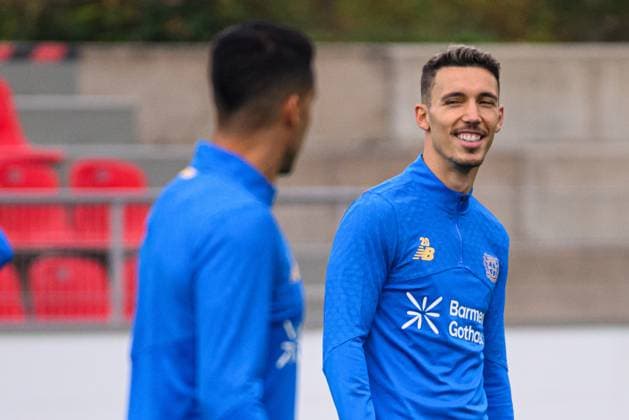 LEVERKUSEN, GERMANY - 30 SEPTEMBER, 2025: Alejandro Grimaldo - UEFA Champions League, MD-1, practice FC Bayer 04 Leverkusen at BayArena.  Copyright: xVITALIIxKLIUIEVx