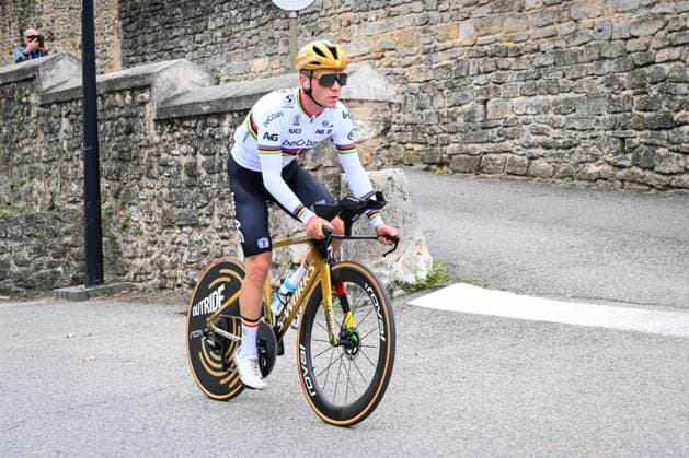 UEC 2025 Road European Championship, EM, Europameisterschaft Drome-Ardeche Media Activities 30 09 2025 LORIOL-SUR-DROME, FRANCE - SEPTEMBER 30 : Evenepoel Remco (Belgium) pictured during a training session ahead of the Men Elite cycling road race of the 2025 UEC Road European Championship Drome-Ardeche 10th edition an UCI Continental Championships cycling race on September 30, 2025 in Loriol-sur-Drome, France, 30 09 2025 Loriol-sur-Drome France  Copyright: xVincentxKalutx