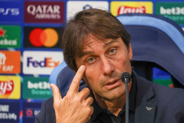 Antonio Conte s press conference, PK, Pressekonferenz Antonio Conte Head Coach of SSC Napoli During the press conference on September 30, 2025, valid for the Champions League, before the 2025 26 match between Napoli and Sporting Lisbon in Naples at the Stadio Maradona. In the photo: Napoli Stadio Maradona Campania ITALIA Copyright: xFABIOxSASSOxFabioxSassox 0A4A5513