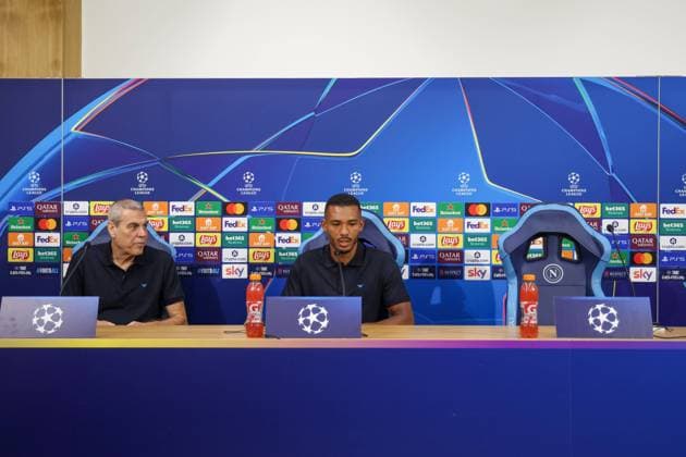 September 30, 2025, Napoli, Campania, ITALIA: Juan Jesus of SSC Napoli During the press conference, PK, Pressekonferenz on September 30, 2025, valid for the Champions League, before the 2025 26 match between Napoli and Sporting Lisbon in Naples at the Stadio Maradona..In the photo: Napoli ITALIA - ZUMAs236 20250930_aap_s236_003 Copyright: xFabioxSassox