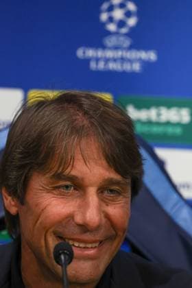 September 30, 2025, Napoli, Campania, ITALIA: Antonio Conte Head Coach of SSC Napoli During the press conference, PK, Pressekonferenz on September 30, 2025, valid for the Champions League, before the 2025 26 match between Napoli and Sporting Lisbon in Naples at the Stadio Maradona..In the photo: Napoli ITALIA - ZUMAs236 20250930_aap_s236_012 Copyright: xFabioxSassox