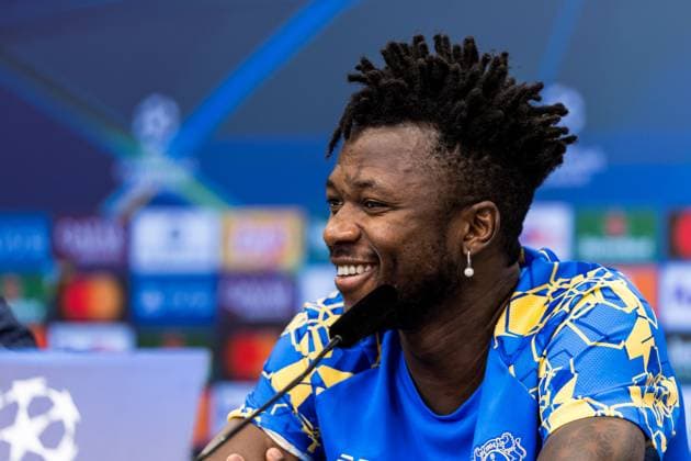 UEFA Champions League Press Conference Bayer 04 Leverkusen 30 09 2025 Edmond Tapsoba Bayer 04 Leverkusen, 12 smiles during the press conference UEFA Champions League Press Conference Bayer 04 Leverkusen, Leverkusen, BayArena on 30 09 2025 Copyright: xBEAUTIFULxSPORTS Wunderlx