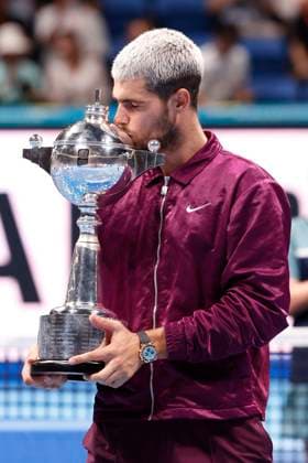 September 30, 2025, Tokyo, Japan: Carlos ALCARAZ (ESP) poses for the cameras after winning the singles final match the Japan Open Tennis Championships at Ariake Colosseum in Tokyo. The tournament runs from September 22 to 30. Alcaraz defeated Taylor Fritz 6:4, 6:4. Tokyo Japan - ZUMAm191 20250930_aap_m191_038 Copyright: xRodrigoxReyesxMarinx