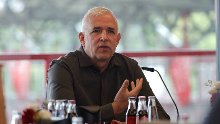 President Dirk Zingler Press conference on stadium expansion Sport Football Soccer Bundesliga Men DFL Season 2024 2025 30 09 2025 1 FC Union Berlin FCU DFL regulations prohibit any use of photographs as image sequences and or quasi video