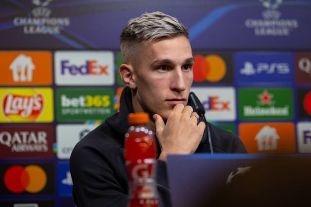 30 09 2025, Press conference for the UEFA Champions League match between Borussia Dortmund and Atletico Bilbao, Nico Schlotterbeck Borussia Dortmund is thoughtful, Dortmund training ground Borussia Dortmund NRW Germany xRHR PHOTO DEx Copyright: DennisxEwert RHR-FOTOx RHR-FOTO DE