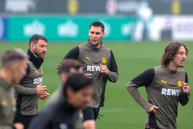 30 09 2025, Final training session for the UEFA Champions League match between Borussia Dortmund and Atletico Bilbao, f l Salih Özcan Borussia Dortmund , Niklas Süle Borussia Dortmund , Fabio Silva Borussia Dortmund , Dortmund training ground Borussia Dortmund NRW Germany xRHR PHOTO DEx Copyright: DennisxEwert RHR-FOTOx RHR-FOTO DE