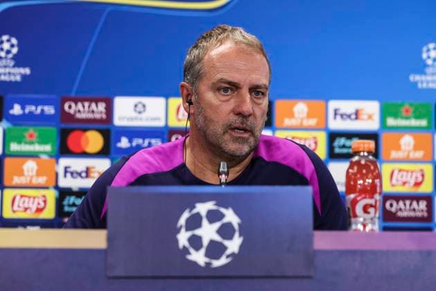 September 30, 2025, Sant Joan Despi, Barcelona, SPAIN: Hansi Flick, head coach of FC Barcelona, Barca attends his press conference, PK, Pressekonferenz during the training day of FC Barcelona ahead the UEFA Champions League 2025 26, football match against Paris Saint-Germain at Ciudad Esportiva Joan Gamper on September 30, 2025 in Sant Joan Despi, Barcelona, Spain. Sant Joan Despi SPAIN - ZUMAa181 20250930_zaa_a181_038 Copyright: xJavierxBorregox