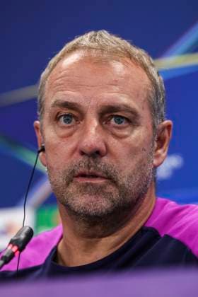 September 30, 2025, Sant Joan Despi, Barcelona, SPAIN: Hansi Flick, head coach of FC Barcelona, Barca attends his press conference, PK, Pressekonferenz during the training day of FC Barcelona ahead the UEFA Champions League 2025 26, football match against Paris Saint-Germain at Ciudad Esportiva Joan Gamper on September 30, 2025 in Sant Joan Despi, Barcelona, Spain. Sant Joan Despi SPAIN - ZUMAa181 20250930_zaa_a181_047 Copyright: xJavierxBorregox