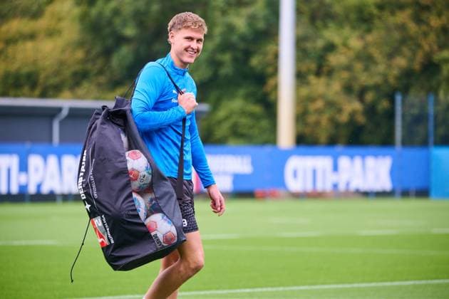 30 09 2025, Football, Men, 2 BL, Season 2025 2026, Training Holstein Kiel Phil Harres Kiel, Projensdorf Projensdorf, Training ground, Kuns Schleswig Holstein Germany