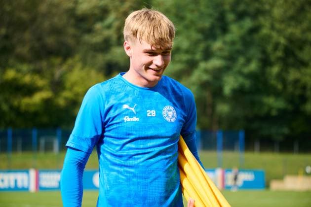 30 09 2025, Football, Men, 2 BL, Season 2025 2026, Training Holstein Kiel Niklas Niehoff Kiel, Projensdorf Projensdorf, Training ground, Kuns Schleswig Holstein Germany