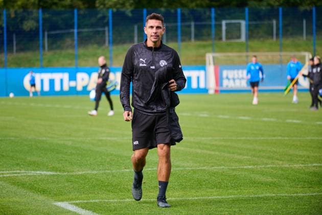 30 09 2025, Football, Men, 2 BL, Season 2025 2026, Training Holstein Kiel Coach Marcel Rapp Kiel, Projensdorf Projensdorf, Training ground, Kuns Schleswig Holstein Germany