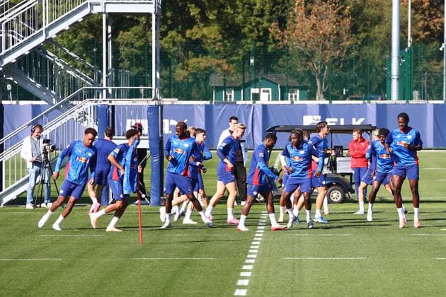 Training RB Leipzig Bundesliga Leipzig, 30 09 2025, Training center at Cottaweg, Season 2025 2026, Football, Men, 1 Bundesliga , Training RB Leipzig , In the picture warm-up ,