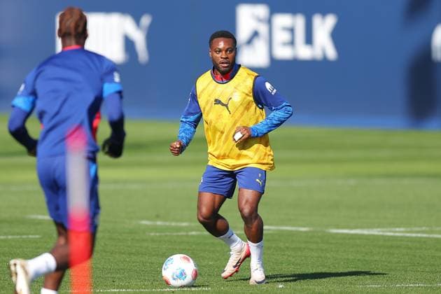Training RB Leipzig Bundesliga Leipzig, 30 09 2025, Training center at Cottaweg, Season 2025 2026, Football, Men, 1 Bundesliga , Training RB Leipzig , In the picture Ridle Baku ,