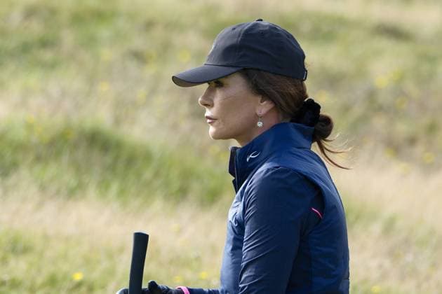 UK: The Alfred Dunhill Links Championship at The Old Course, St Andrews, Scotland on 30 September 2025: Pictured: Actress Catherine Zeta-Jones on the 1st green during a practice round at the Alfred Dunhill Links Championship 2025 at the Old Course, St Andrews St Andrews The Old Course Scotland Copyright: xAlexxToddx