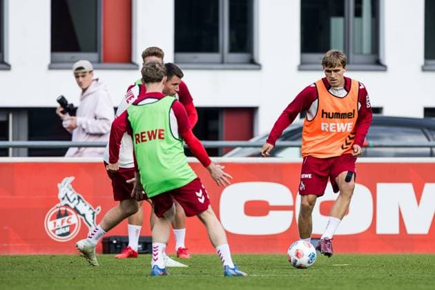 Training 1 FC Köln 30 09 2025 Timo Hübers 1 FC Köln, 4 on the ball Training 1 FC Köln Geissbockheim, 30 09 2025 Copyright: xBEAUTIFULxSPORTS Wunderlx