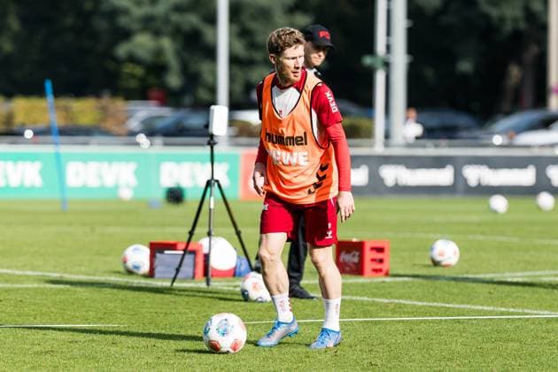 Training 1 FC Köln 30 09 2025 Florian Kainz 1 FC Köln, 11 on the ball Training 1 FC Köln Geissbockheim, 30 09 2025 Copyright: xBEAUTIFULxSPORTS Wunderlx