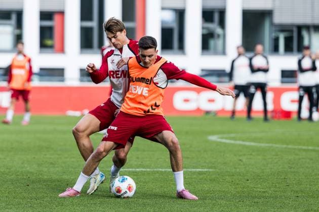 Training 1 FC Köln 30 09 2025 duel Joel Schmied 1 FC Köln, 2 , Said El Mala 1 FC Köln, 13 Training 1 FC Köln Geissbockheim, 30 09 2025 Copyright: xBEAUTIFULxSPORTS Wunderlx