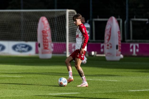 Training 1 FC Köln 30 09 2025 Denis Huseinbasic 1 FC Köln, 8 on the ball Training 1 FC Köln Geissbockheim, 30 09 2025 Copyright: xBEAUTIFULxSPORTS Wunderlx