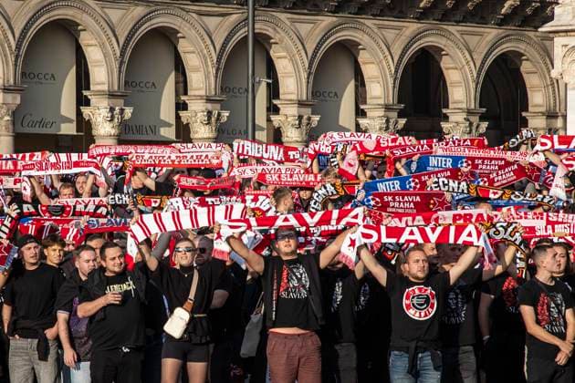 Football, CL, Slavia Prague fans in Milan