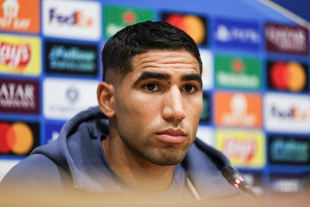 September 30, 2025, Barcelona, Barcelona, SPAIN: Achraf Hakimi of Paris Saint-Germain FC attends his press conference, PK, Pressekonferenz during the training day of Paris Saint-Germain ahead the UEFA Champions League 2025 26, football match against FC Barcelona, Barca at Estadi Olimpic Lluis Companys on September 30, 2025 in Barcelona, Spain. Barcelona SPAIN - ZUMAa181 20250930_zaa_a181_090 Copyright: xJavierxBorregox