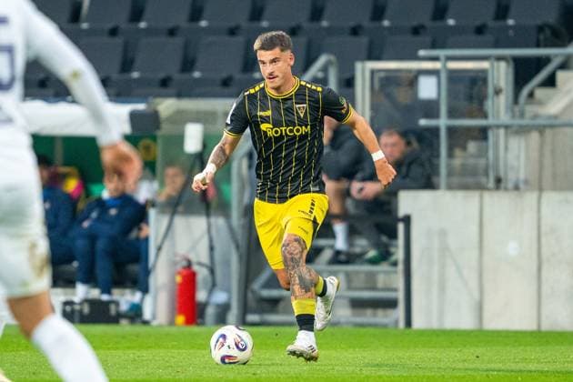 Niklas Horst Castelle Alemannia Aachen, 30 Alemannia Aachen vs Erzgebirge Aue, Football, 3 Liga, Matchday 9, Season 2025 2026, 30 09 2025 DFB REGULATIONS PROHIBIT ANY USE OF PHOTOGRAPHS AS IMAGE SEQUENCES AND OR QUASI VIDEO Alemannia Aachen vs Erzgebirge Aue, Football, 3 Liga, Matchday 9, Season 2025 2026, 30 09 2025 Aachen Copyright: xEibner-Pressefoto J.xDerondeaux EP_JDU