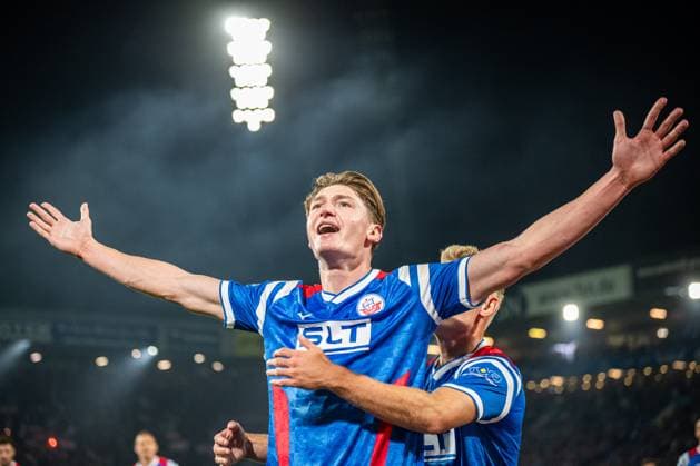 Rostock, Germany 30 September 2025 3 Liga 2025 2026 FC Hansa Rostock vs FC Energie Cottbus In the picture Ryan Naderi Hansa Rostock cheers after his goal to 1 1 DFB regulations prohibit any use of photographs as image sequences and or quasi video Copyright: xFotostandx xVoelkerx