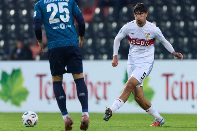 Mirza Catovic VfB Stuttgart II, 05 GER, VfB Stuttgart II vs SV Wehen Wiesbaden, Football, Men, 3 League, Matchday 9, Season 2025 2026, 30 09 2025 GER, VfB Stuttgart II vs SV Wehen Wiesbaden, Football, Men, 3 League, Matchday 9, Season 2025 2026, 30 09 2025 Aspach Copyright: xEibner-Pressefoto GeraldxOelze-dx EP_ODS