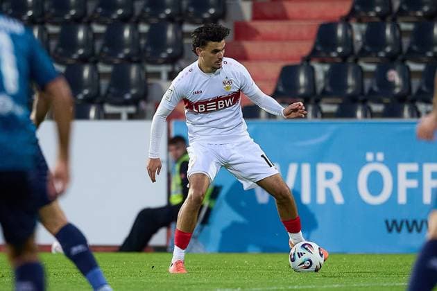 Efe Korkut VfB Stuttgart II, 11 GER, VfB Stuttgart II vs SV Wehen Wiesbaden, Football, Men, 3 Liga, Matchday 9, Season 2025 2026, 30 09 2025 GER, VfB Stuttgart II vs SV Wehen Wiesbaden, Football, Men, 3 Liga, Matchday 9, Season 2025 2026, 30 09 2025 Aspach Copyright: xEibner-Pressefoto GeraldxOelze-dx EP_ODS