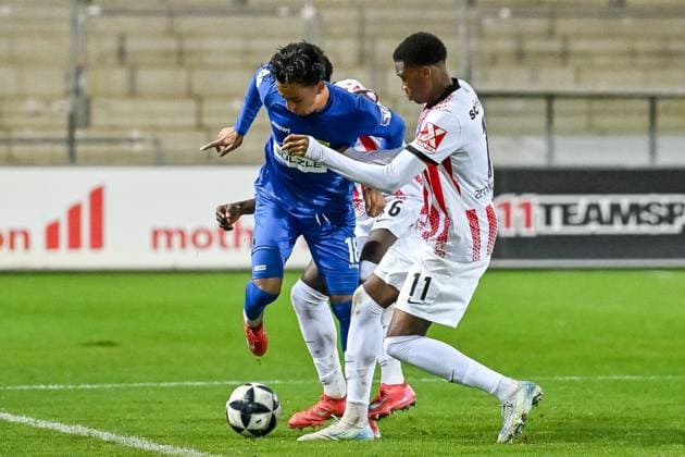 Amnay Moutassime TSG Balingen, 18 in duel with Elijah Oguguo SC Freiburg II, 46 , David Amegnaglo SC Freiburg II, 11 GER, SC Freiburg TSG Balingen, Football, Regionalliga Suedwest, Matchday 10, Season 2025 2026, 30 09 2025 DFB REGULATIONS PROHIBIT ANY USE OF PHOTOGRAPHS AS IMAGE SEQUENCES AND OR QUASI VIDEO GER, SC Freiburg TSG Balingen, Football, Regionalliga Suedwest, Matchday 10, Season 2025 2026, 30 09 2025 Freiburg Copyright: xEibner-Pressefoto ThomasxHessx EP_THS