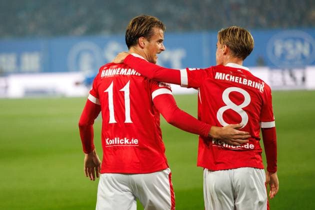 Goal celebration 0 1 Goalscorer No. 11 Moritz Hannemann FCE with right Lukas Michelbrink FCE GER, FC Hansa Rostock vs FC Energie Cottbus, Football, Men, 3 League, Matchday 09, Season 2025 2026, 30 09 2025 Rostock Ostseestadion Mecklenburg Vorpommern Germany