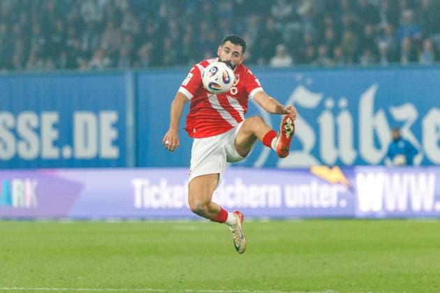 Paul Stock Rostock GER, FC Hansa Rostock vs FC Energie Cottbus, Football, Men, 3 Liga, 09 Matchday, Season 2025 2026, 30 09 2025 Rostock Ostseestadion Mecklenburg Vorpommern Germany