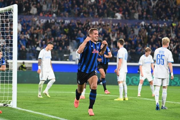CALCIO - UEFA Champions League - Atalanta BC vs Club Brugge KV Mario Pasalic (Atalanta Bc) celebrating his gaol during Atalanta BC vs Club Brugge KV, UEFA Champions League football match in Bergamo, Italy, September 30 2025 Bergamo Italy  Copyright: xIPAxSport ABACAx