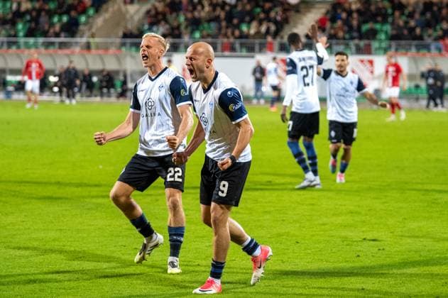 Germany Soccer 3 Liga, 9 Matchday 2025 2026, TSV Havelse Waldhof Mannheim on 30 09 in Hannover Eilenriede Stadion Felix Lohkemper Waldhof Mannheim 9 Goal celebration to 0 2 Copyright: xSvenxHeidmannx