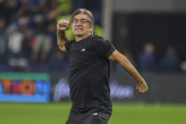 Ivan Juric Head Coach of Atalanta BC celebrate the victory at the end of Atalanta BC vs Club Brugge, Chanpions League 2025-26 League phase, Matchday 2Â°, game at New Balance Arena in Bergamo (BG), Italy, on September 30, 2025.  Copyright: xDavidexCasentini IPAxSportx xipa-agency.netx xx IPA_65972460 IPA_Agency_IPA65972460