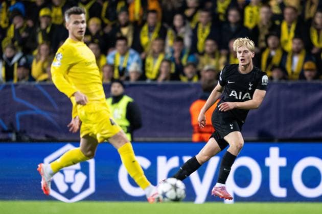 250930 Lucas Bergvall of Tottenham Hotspur during the UEFA Champions League football match between Bodo Glimt and Tottenham on September 30, 2025 in Bodo Photo Marius Simensen BILDBYRAN COP 238 MM0044 bbeng football fotball fotboll soccer uefa champions league mesterligaen bodo glimt tottenham hotspur spurs  Copyright: MARIUSxSIMENSEN BB250930BB812