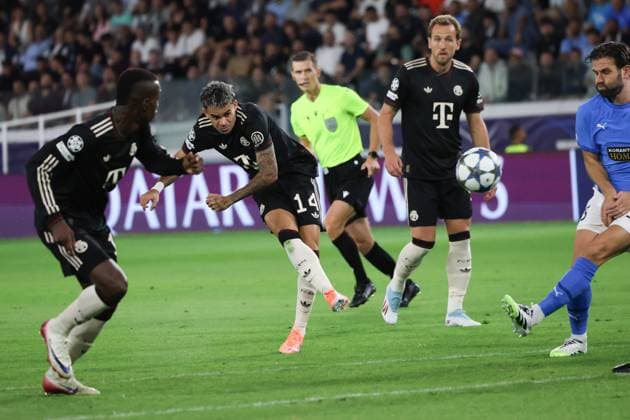 Luis Diaz FC Bayern Muenchen , 14 , CYP, FC Pafos FC Bayern Muenchen, Football, Champions League, Matchday 2, Season 2025 2026, 30 09 2025 CYP, FC Pafos FC Bayern Muenchen, Football, Champions League, Matchday 2, Season 2025 2026, 30 09 2025 Limassol Copyright: xEibner-Pressefoto JoergxNiebergax EP_JNL