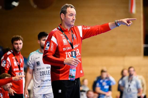 Grosswallstadt 2 HBL 25 26 TV Grosswallstadt SG BBM Bietigheim coach Iker Romero Bietigheim gestures gestures gestures Elsenfeld Untermainhalle Bayern Germany