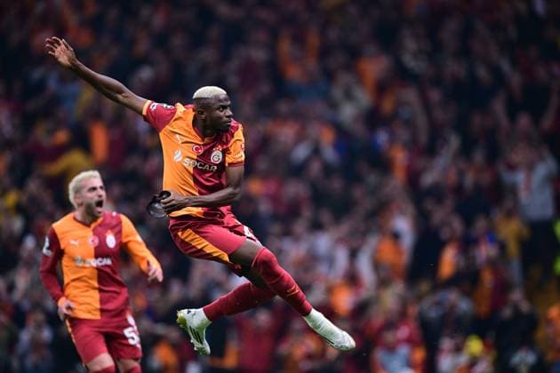Galatasaray v Liverpool - UEFA Champions League ISTANBUL, TURKIYE - SEPTEMBER 30: Victor Osimhen of Galatasaray celebrates after scoring a goal during the UEFA Champions League week 2 match between Galatasaray and Liverpool at RAMS Park in Istanbul, Turkiye, on September 30, 2025. Abdulhamid Hosbas Anadolu Istanbul Turkey. Editorial use only. Please get in touch for any other usage.  Copyright: x2025xAnadoluxAbdulhamidxHosbasx
